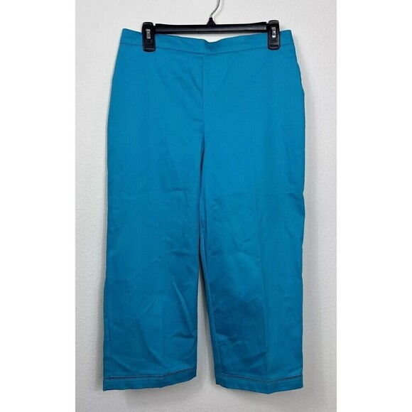 Alfred Dunner Teal Classic Twill Pull On Capri w Lace Inset Bottom Size 8 - Picture 1 of 9